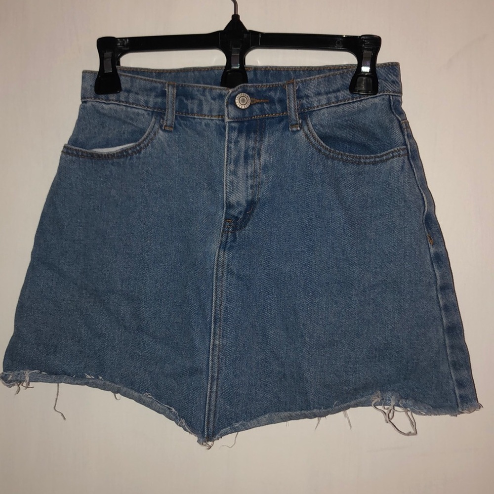 BRANDY MELVILLE SKIRT